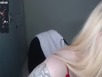 [31-07-23] w_kittycat_ public show from Chaturbate