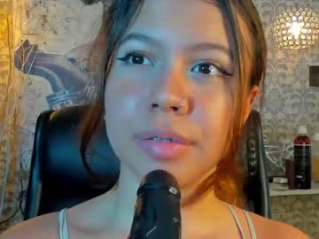 [15-09-23] twiggy_18 show with toys from Chaturbate