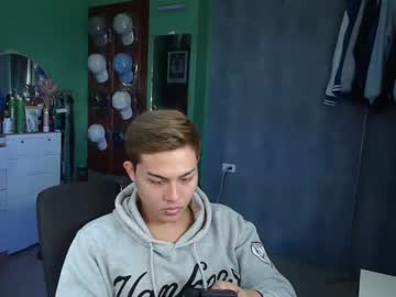 [02-02-24] kyle_daks04 public webcam video from Chaturbate