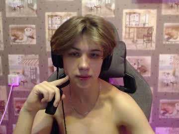 [14-02-23] dickxkinky public show from Chaturbate