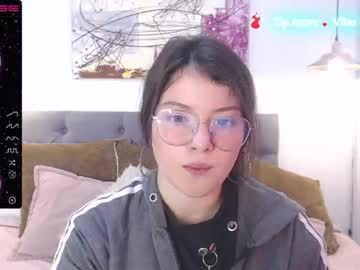 [05-01-23] juliana_star5_ chaturbate cum