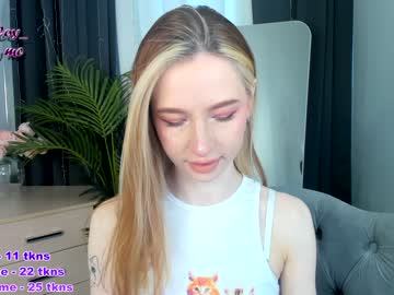 [30-11-23] feebie_coy_ record video with toys from Chaturbate