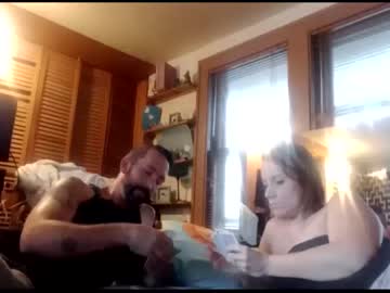 [14-08-22] housearrestbabe public webcam video from Chaturbate.com