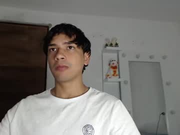 [22-01-22] matius_2001 private show from Chaturbate