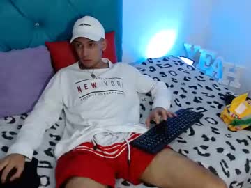 [05-11-22] dannleviss record show with cum from Chaturbate