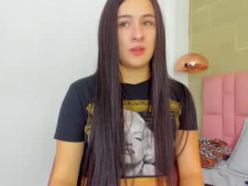 [25-03-22] alicecobs_ public show video from Chaturbate.com