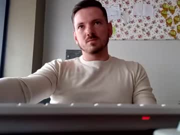 [22-04-22] mello_r record show with cum from Chaturbate