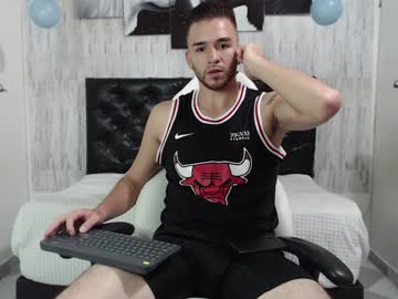 [14-05-24] tommycash_777 private sex show from Chaturbate.com