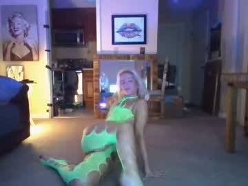 [04-11-23] barbie_001 record video from Chaturbate