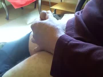 [20-04-24] pappa_smurf_ public show from Chaturbate