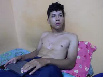 [14-07-23] troy_mclean1 record public show video from Chaturbate.com