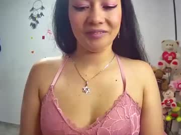 [12-05-22] ailinn_smoke show with cum from Chaturbate