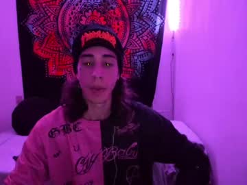 [08-03-24] urz_117 private show video from Chaturbate