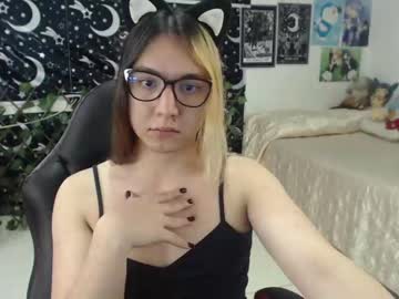 [01-08-22] lilith_moor premium show from Chaturbate