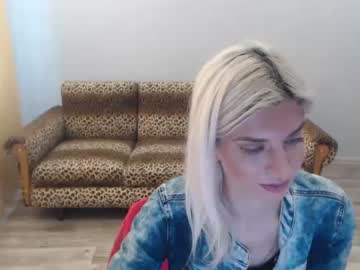 [08-01-24] sexybeatriice record blowjob video from Chaturbate