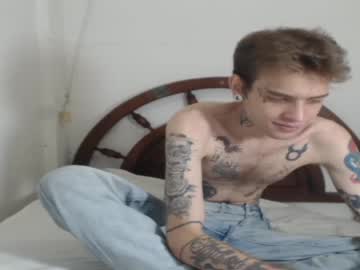 [18-02-24] aarondossom public webcam from Chaturbate.com