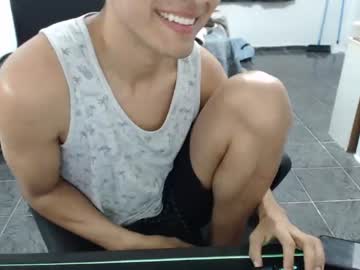 [18-09-23] prive_boy record public show from Chaturbate.com