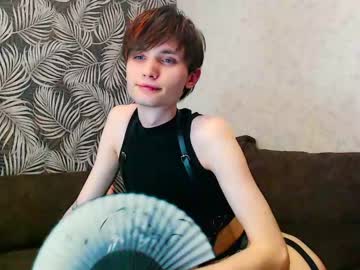 [13-02-24] twink_elliot show with toys from Chaturbate.com