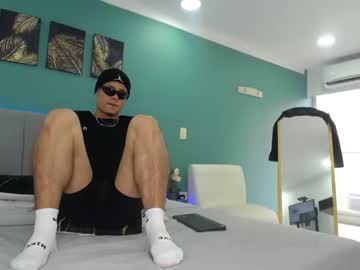 [17-11-22] jim_holiday cam video from Chaturbate.com