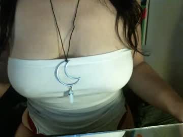 [18-11-22] bigtittes87 blowjob video from Chaturbate
