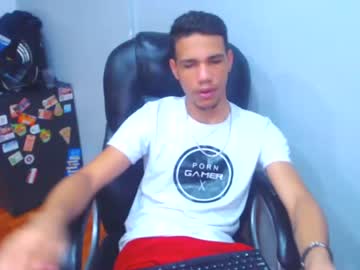 [11-02-22] mathias_hott01 private show from Chaturbate