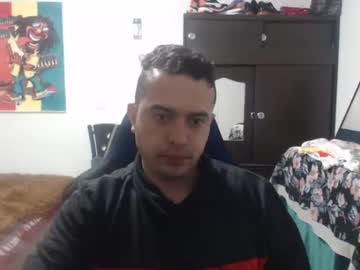 [25-07-22] karlo_foryou video with dildo from Chaturbate