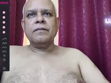 [19-04-23] maturedman_44 public show from Chaturbate