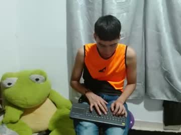 [10-05-23] cute_boy879250 private XXX show from Chaturbate