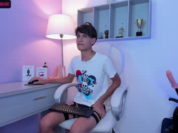 [29-06-22] martin_gray video with toys from Chaturbate