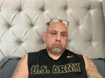 [03-04-22] orlandoflsoldier record video with toys from Chaturbate