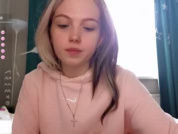 [18-10-23] small_blondee cam show