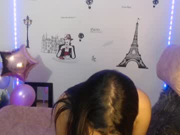 [30-06-22] salome_saenz21_ record video with toys
