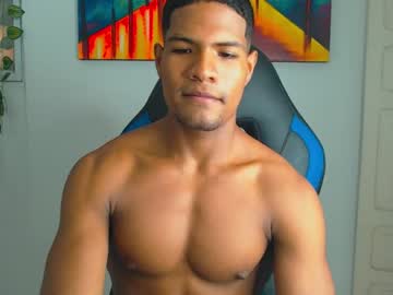 [07-10-23] strong_james7 record blowjob video from Chaturbate