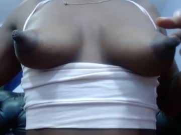 [07-04-22] milenita_cute3 record public show from Chaturbate.com