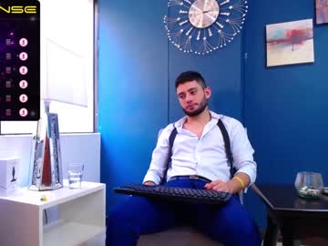 [23-08-22] andrew_ofi cam show from Chaturbate