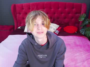 [03-06-23] jughead_johnes record video with dildo from Chaturbate.com
