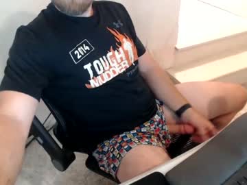 [05-10-22] bighappyguy2369 record public show video from Chaturbate