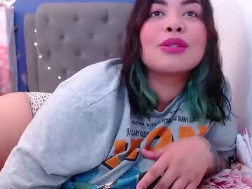 [01-02-22] cute_doll_30 blowjob show from Chaturbate.com