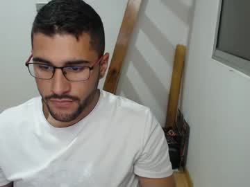 [08-08-22] angello11 chaturbate dildo