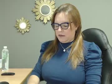 [11-01-22] hilary_0617 record public webcam