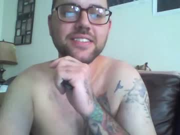 [22-02-22] dudewiththecamera public show from Chaturbate.com