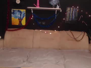 [10-11-23] uvrays999 cam video from Chaturbate