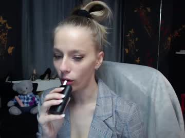 [10-01-22] shot_zoe record public show from Chaturbate.com