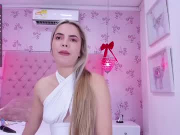 [31-01-22] doulceamore_ public webcam from Chaturbate