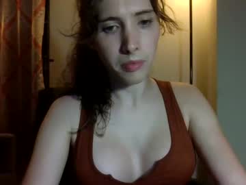 [26-08-22] anailil public show from Chaturbate.com