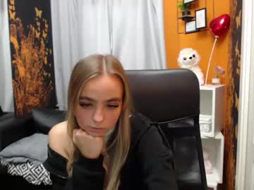 [03-01-23] sweet_lilyyy chaturbate public show