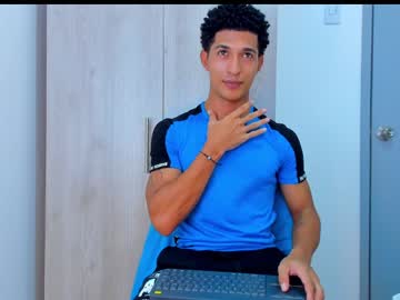 [01-09-23] tiago_silvax webcam show from Chaturbate