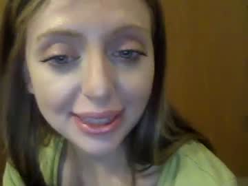 [25-05-23] lilymae98 record public show from Chaturbate.com