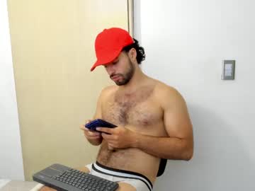 [28-04-24] lucas_davenport record video with toys from Chaturbate