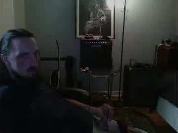 [10-05-23] brad1989musiclife record video with toys from Chaturbate